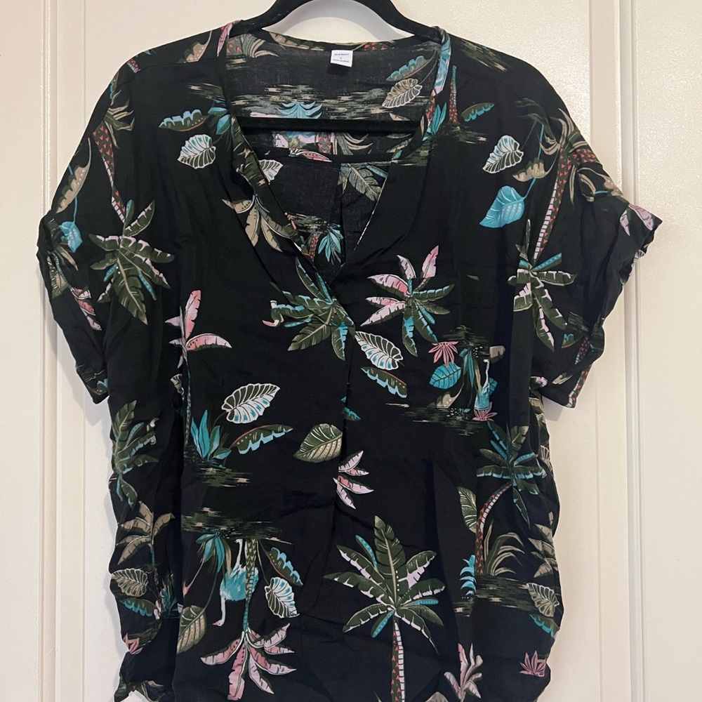 Old Navy Black Blouse with Tropical Print